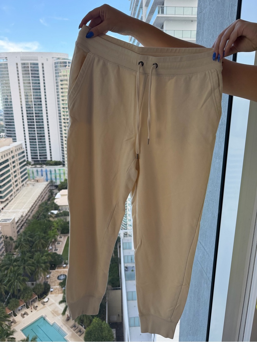 Uniqlo Cream Drawstring Jogger Pants